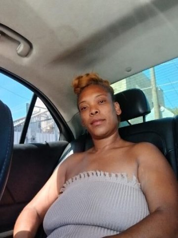 Thick azz Red bone - 1