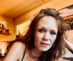 🍭 PLAYFUL PROVIDER LOOKINR NEXT TREAT 🍭🎁🍬INCALL SPECIAL 🍬🍭🎁 - Image 4