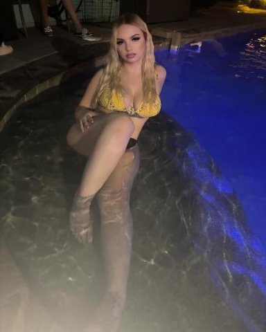 LIMTED AVAILIBILTY VISITING ✈ Italian Dream Doll 💦👅 In & Out 📍Facetime Shows & Content 💕 - 1