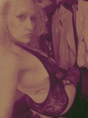 HUMP DAY IS ALMOST OVER, BUT NOT JUST YET! TEXT KACEY RAE!!!!😚🤭🤫💯👄 **serious inquiries only** - 1