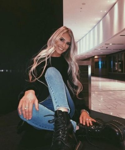 B͜͡E͜͡S͜͡T͜͡ I͜͡N͜͡ T͜͡O͜͡W͜͡N ᯓ★ Tight lil blOndie╰┈➤ A҉V҉A҉I҉L҉A҉B҉L҉E҉ N҉O҉W҉ - 1