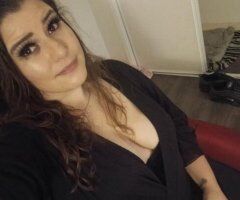 vacaville thick brunette - Image 4