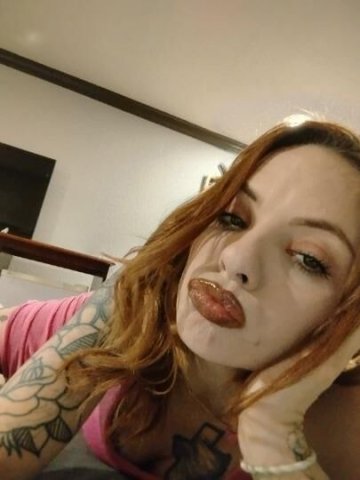 lil freaky white girl - 1