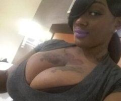 hi guys kenyaluv sorry meet and greet not avalible, the storm pleasure liv videos action one on one only im ready machine show play ready Kenyaluv let have fun!!! - Image 11