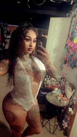 OUTCALL ONLY thick and gorgeous - 1