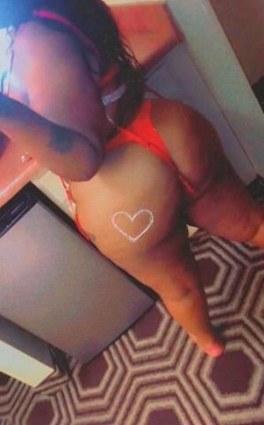 HERE FOR A SHORT TIME‼THONG THURSDAYS IS ALWAYS FUN WITH HONEY 👙 🍯 - 1