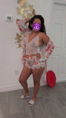 COLOMBIANA EN LEHIGH PAPASITO LLAMAME Y PREGU TA POR MIS SERVICIOS - 1