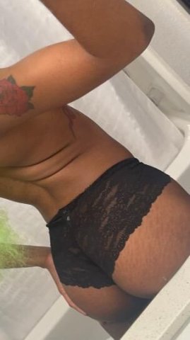 hey cum see me 😘 - 1