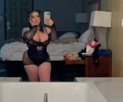Your 4'9 Sexy Toy🤍💋 - Image 3