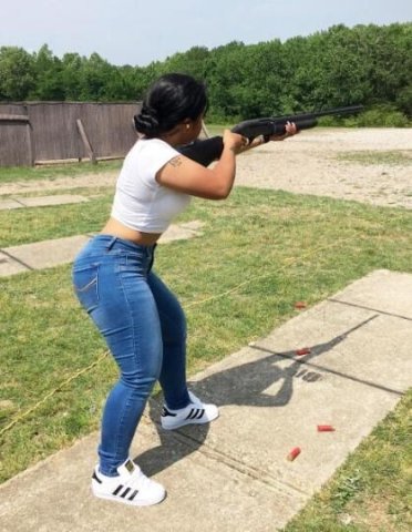 🥰 Im here 💓Thickkk Toe curling Fun 😜 Not here long - 1