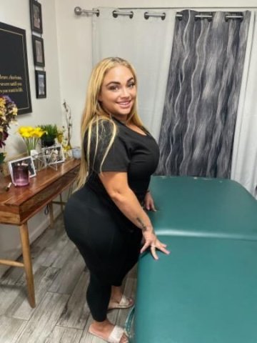 Amanda Banana - 1