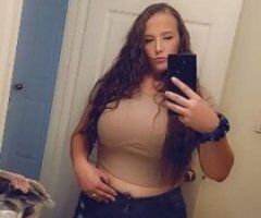 Thick and sexy sno bunny ready to play‼🫦 - Image 8