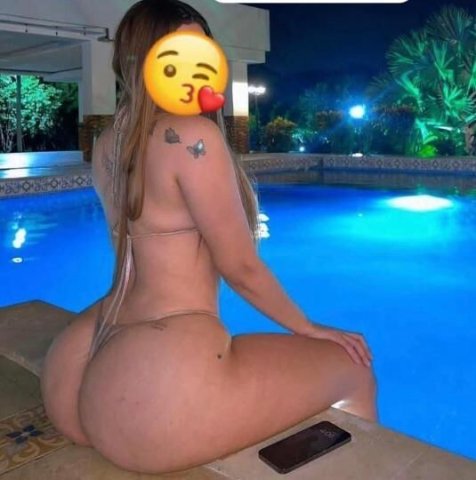 LATINA RECIN LLEGADA APRETADITA Y RICA 🥰 - 1