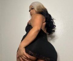 Juicy beauty available now - Image 2