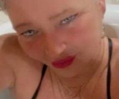 Mature & Sexy - Image 4