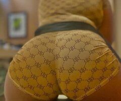 ATTENTION... ATTENTION PLEASE LISTEN THERE WILL BE NO OUTCALLS AT ALL SO DONT ASK QV FLAT RATE (100) PERIOD POOH - Image 4