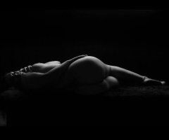 caramell skin, thick thighs, juicy booty, good good pu$$y!!!!! dnt wait! book now!!! - Image 3