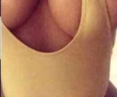 Independent. DRUG free. Clearwater Us19. SHOWER AVAILABLE. Discreet parking. NO deposit*. Limited time ONLY* HURRY.. NEW # 727 two two 2 5479. [[Old # is not in service]] Be mindful, disconnected 💙❤😘💋 New # <= Latina. NO outcalls - Image 2
