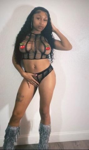 AVAILABLE NOW LET ME COME SEE YOU HHR &HR outcalls only; 12O QV SPECIAL 💦😝 Petite Discreet Freak 🍑🍒Can I Whisper In Your Ear AVAILABLE NOW CALL OR TEXT - 1