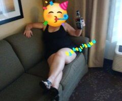 Looking for TLC with an older mature BBW women - Image 3