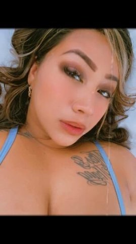 THICK LATINA💦😈 - 1