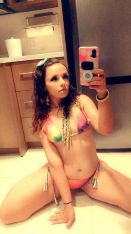Good morning, it's 8am and I'm Available for incall or outcal💋💸💕 - 1