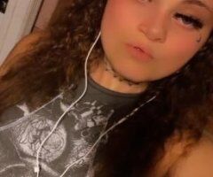 St. Augustine escorts - princess looking for some car fun