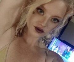 Columbus escorts - Roses are red violets are blue let me CREAM for you