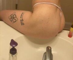 Slim sexy natural redheaded blue eyed succubus! - Image 3