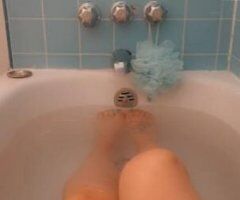 Orange County escorts - THERE'S ONLY 1 PERSON LEFT OUT OF 3 WHO WANTS $50 OFF YOUR NEXT VISIT!!! PRICES ARE FIRM