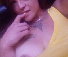 Palm Springs escorts - sexy thick latina