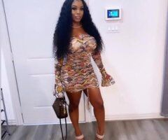 Let's Play 💦 Pretty Face 😍 Juicy Azz 😜 IG: PokahontasMonroe 🤩🥰 - Image 5