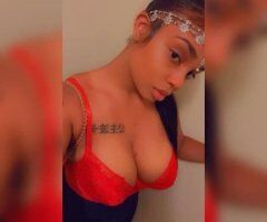 Milwaukee escorts - specials goin on, text for the hook up!@
