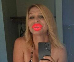 Queen B - Image 4