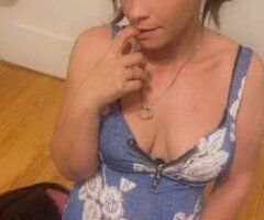 Queen B - Image 6