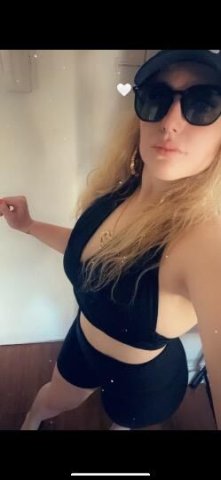 27 Year Old 👀Blue Eyed Blonde Snowbunny 🐰❤ - 1