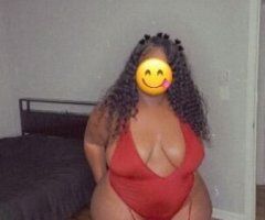 Let me eat that dick up and swallow it🫦🍆💦pretty pink creamy pussy🐱💕 - Image 5