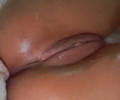 dick monster i love to suck and swallow dick😘💦🥵 - Image 4