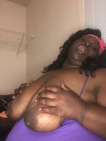 HEY GUYS MY NAME IS JUICY IM HERE TIO ENTERTAIN IM A SEXY BBW THICK AND 🍫🍫 READY TO HAVE SOME FUN WITH THE PLUS SIZE BUNNYHIT ME UP - 1