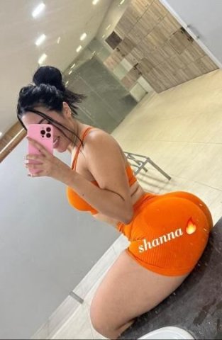 💦LATINA CON MUCHAS GANAS ... TENGO MI COSITA MOJADITA 💦 - 1