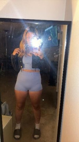 Pretty Lil Freak 💋 - 1