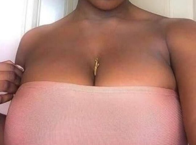 VISITING FOR THE NIGHT !! WHITE MAN THAT WILL FUCK ME IN MY PUSSY😘😘 - 1