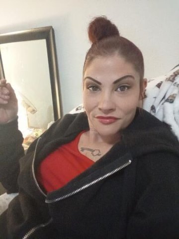 HEY ITS LUCKY COME THRU SEE YOUR GIRL YOU WONT BE DISAPPOINTED - 1