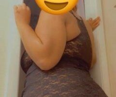Sexy Thick Chick - Image 2