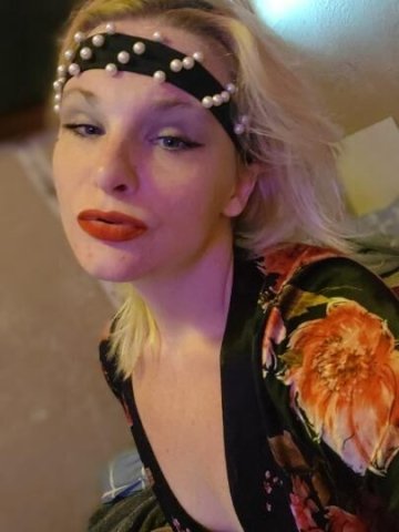 🥂🍰🍒🎂OUTCALL BY UBER ONLY🥂🍰🍒 🎂MY BIRTHDAY SOON🥂🍒🍰🎂Come give me yoir gift!🥂🍒🍰🎂SPECIAL RATES TODAY ONLY! - 1