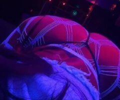 laura - Image 3
