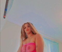 latina - Image 5