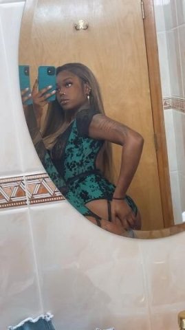 Dominican Sweet Pleasure - 1