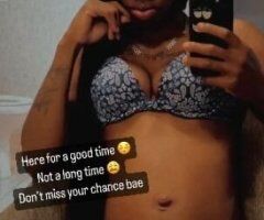 😘🫶🏾 Tighht Wet & READY 😋 FUCK MY FACE BABE 😩 let me show you why I'm #1 ☺🫶🏾 - Image 6
