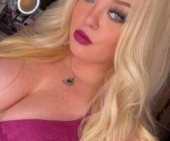 petite, sexy blonde barbie. AVAILABLE!! 😇🥰🩷 - Image 7